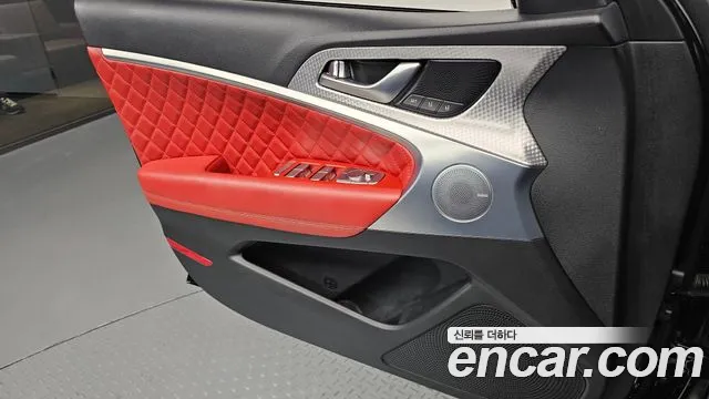 Genesis G70 New — Фото автомобиля 13