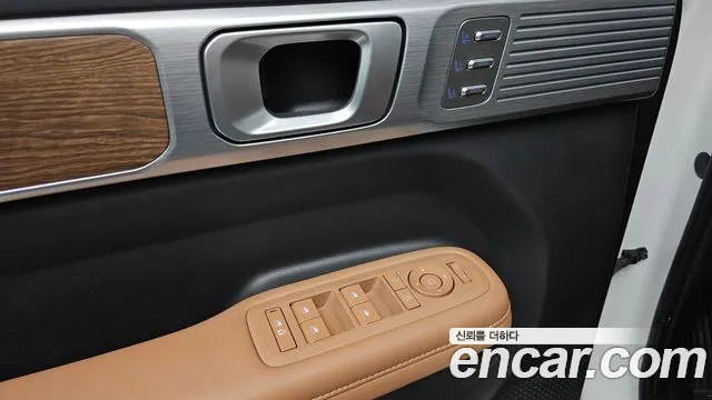 Hyundai Santafe Santa Fe (MX5) Бензин 2.5T 2WD — Фото автомобиля 27
