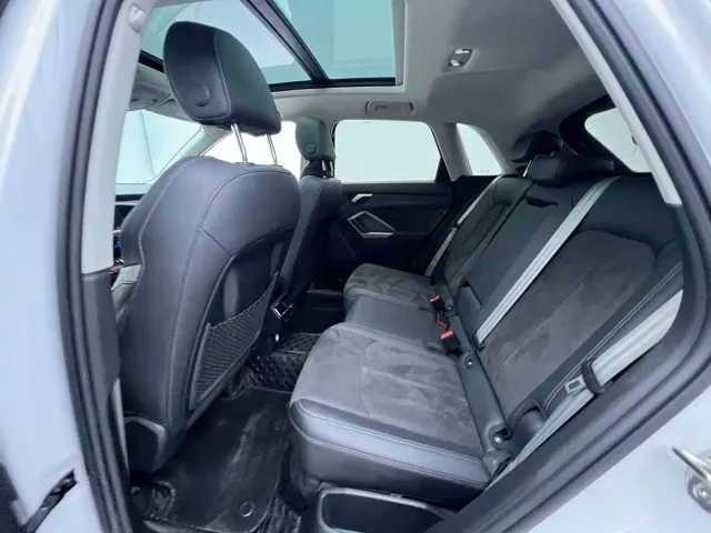 Audi Q3 — Фото автомобиля 14