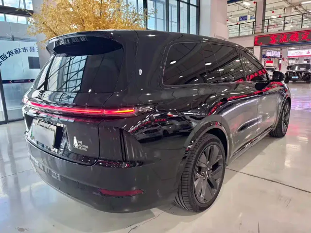 Li Auto L9 — Фото автомобиля 5