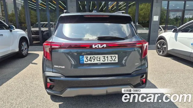 Kia Seltos — Фото автомобиля 6