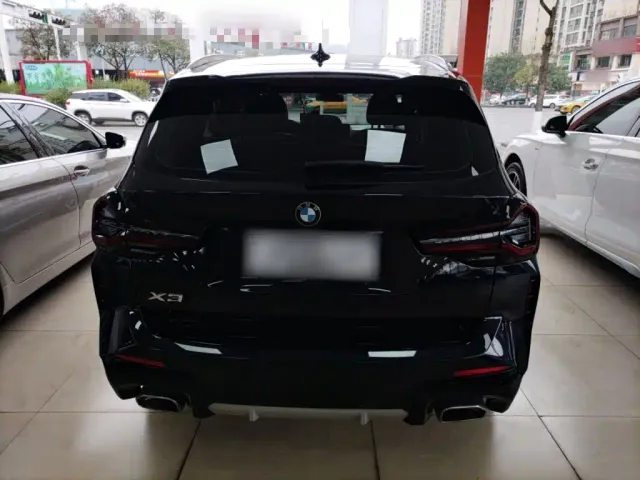 BMW X3 — Фото автомобиля 3
