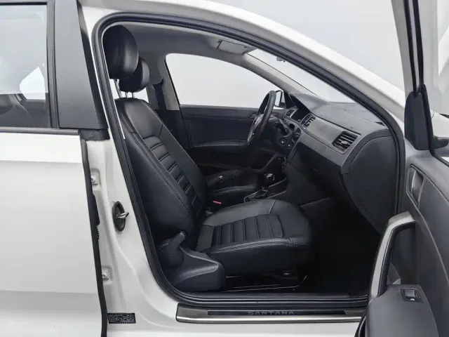 Volkswagen Santana — Фото автомобиля 23