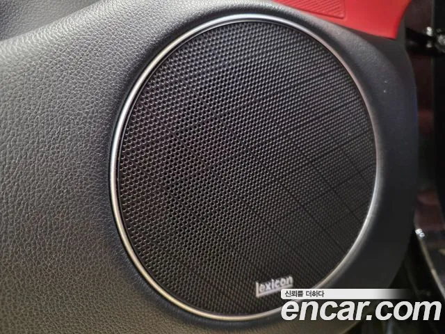 Genesis GV70 — Фото автомобиля 19