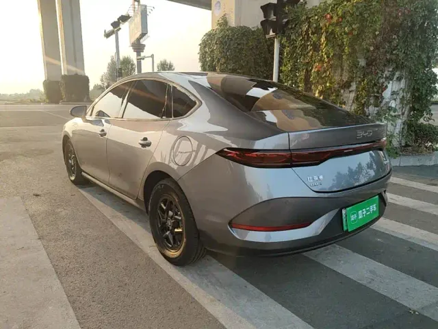 BYD Qin PLUS — Фото автомобиля 4