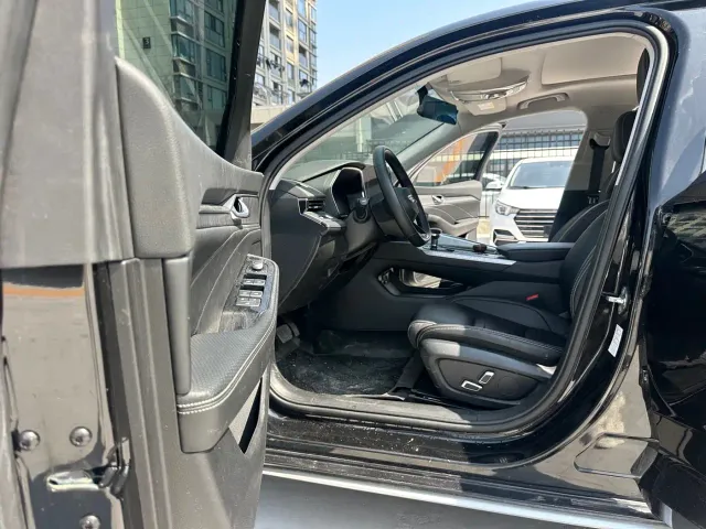 Geely Xingrui — Фото автомобиля 9