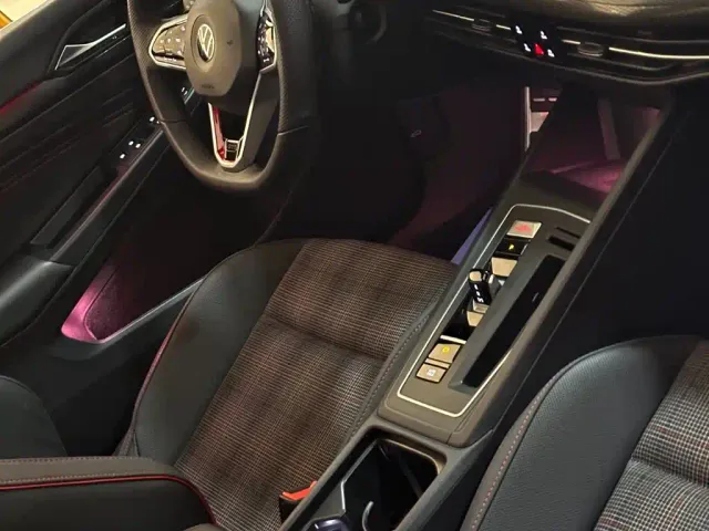 Volkswagen Golf GTI — Фото автомобиля 21