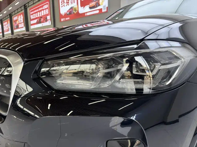 BMW iX3 — Фото автомобиля 16
