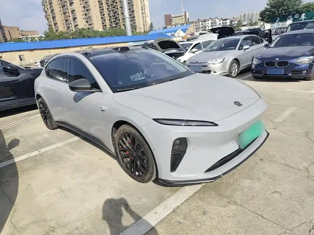 Nio ET5 — Фото автомобиля 3