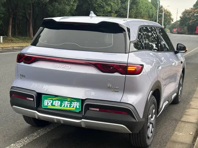 BYD Yuan UP — Фото автомобиля 4