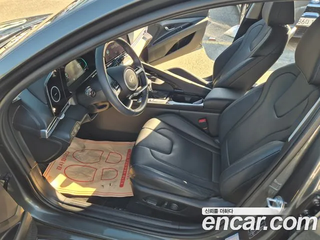 Hyundai Avante CN7 — Фото автомобиля 10