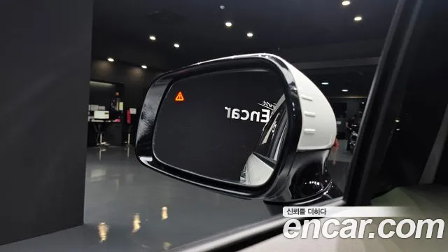 Kia Canival Carnival 4 поколение Бензин 7 мест Hi-Limousine — Фото автомобиля 13
