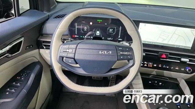 Kia Sportage Бензин 1.6 турбо 2WD — Фото автомобиля 2