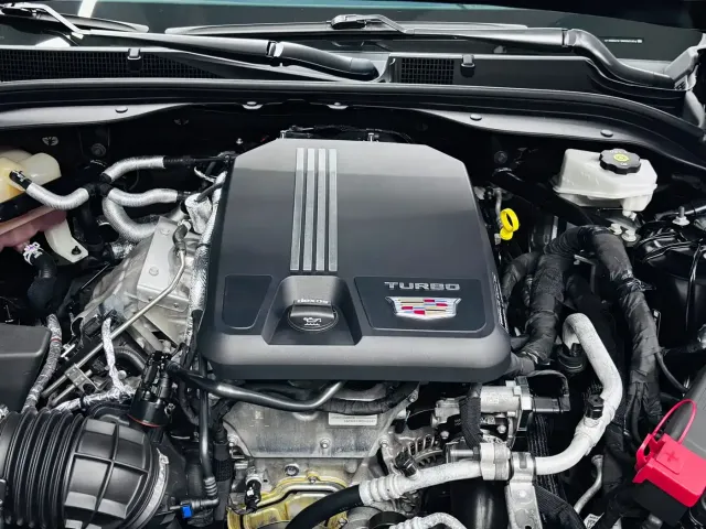Cadillac CT5 — Фото автомобиля 15