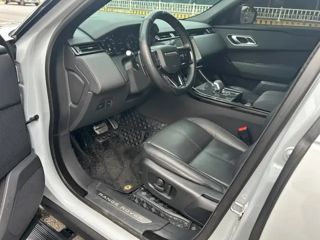 Land Rover Range Rover Velar 2024 Dynamic SE — Фото автомобиля 9