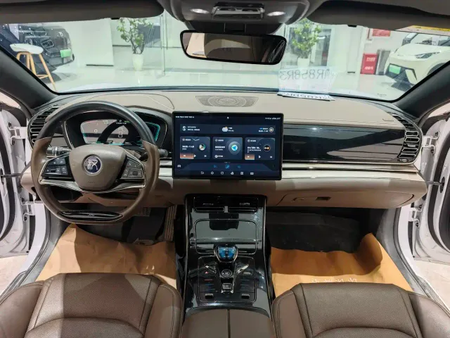 BYD Han — Фото автомобиля 6