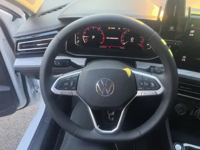 Volkswagen Sagitar — Фото автомобиля 15