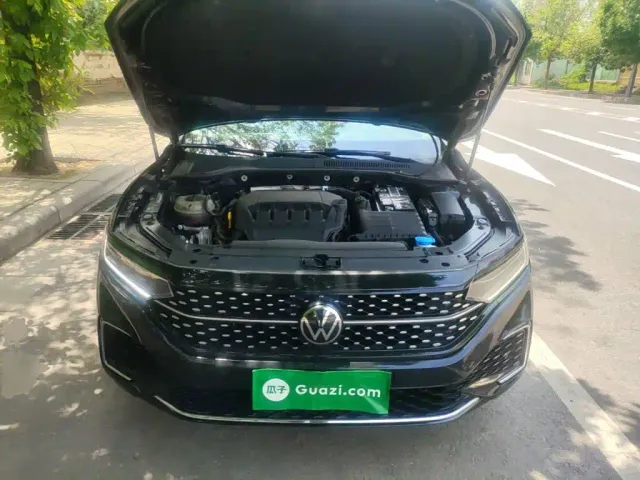 Volkswagen Passat — Фото автомобиля 19