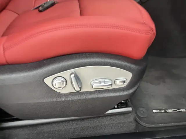 Porsche Macan — Фото автомобиля 27