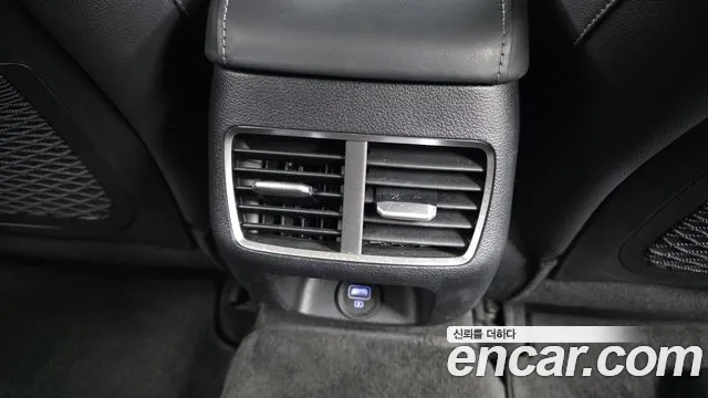 Hyundai Sonata — Фото автомобиля 29