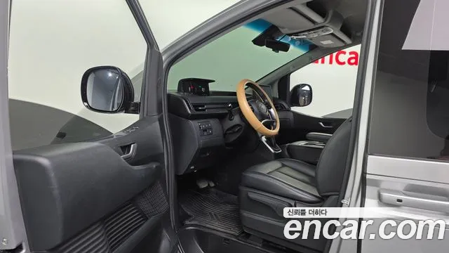 Hyundai Staria Staria Tourer 11 мест — Фото автомобиля 10