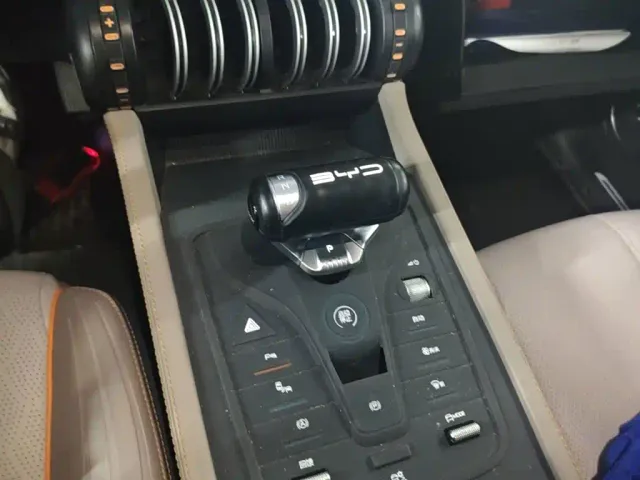 BYD Yuan PLUS — Фото автомобиля 13