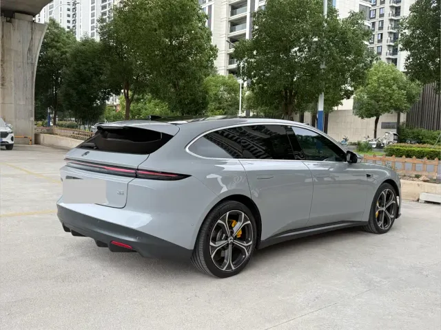 Nio ET5 Touring — Фото автомобиля 8