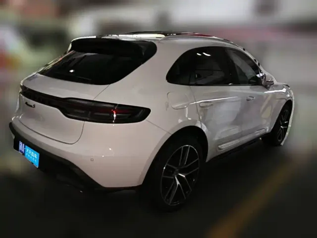Porsche Macan — Фото автомобиля 5
