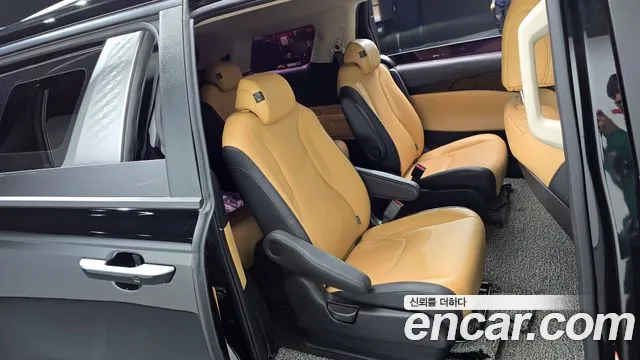 Kia Canival Carnival 4 поколение 9 мест Prestige — Фото автомобиля 12