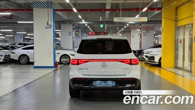 Mercedes-Benz EQB X243 — Фото автомобиля 4