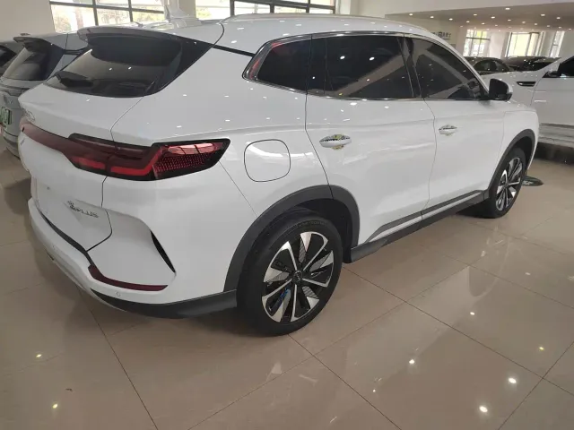 BYD Song PLUS — Фото автомобиля 9
