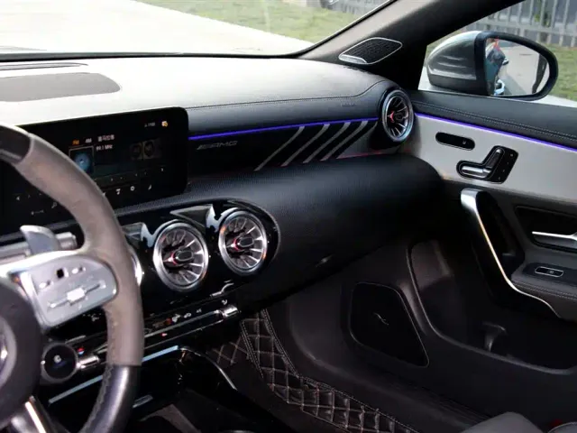 Mercedes-Benz CLA-Class AMG — Фото автомобиля 7