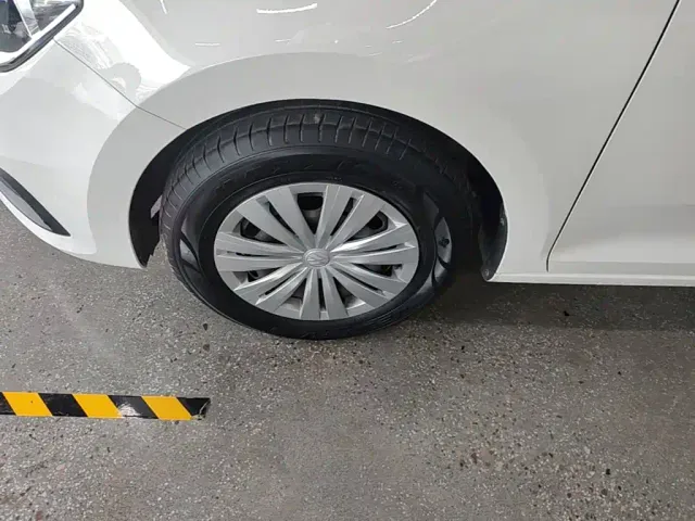 Volkswagen Santana 2021 1.5L Manual Trend Edition — Фото автомобиля 24
