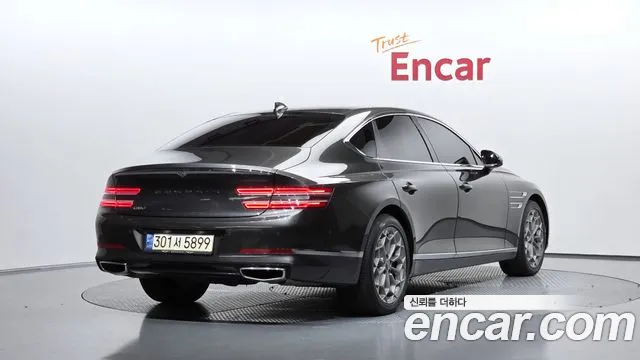 Фотография автомобиля — Genesis G80 RG3