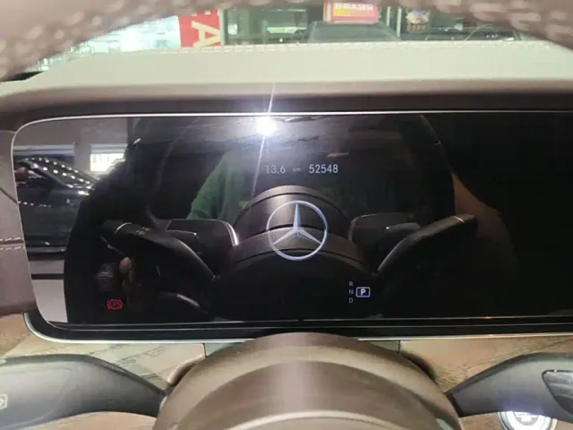 Mercedes-Benz E-Class — Фото автомобиля 11