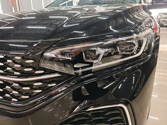 Volkswagen Passat — Фото автомобиля 23