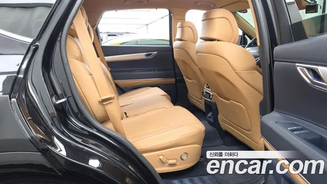 Genesis GV80 2.5T Бензин AWD — Фото автомобиля 12