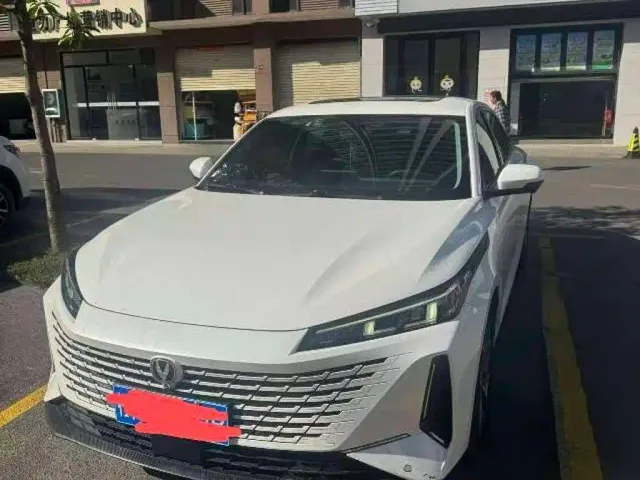 Changan Lamore — Фото автомобиля 3