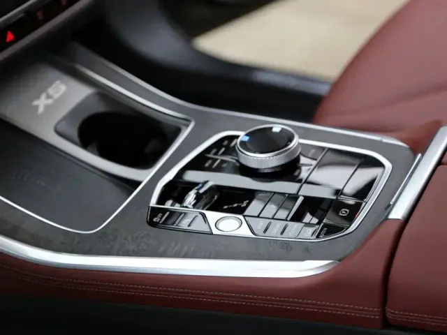 BMW X5 — Фото автомобиля 15