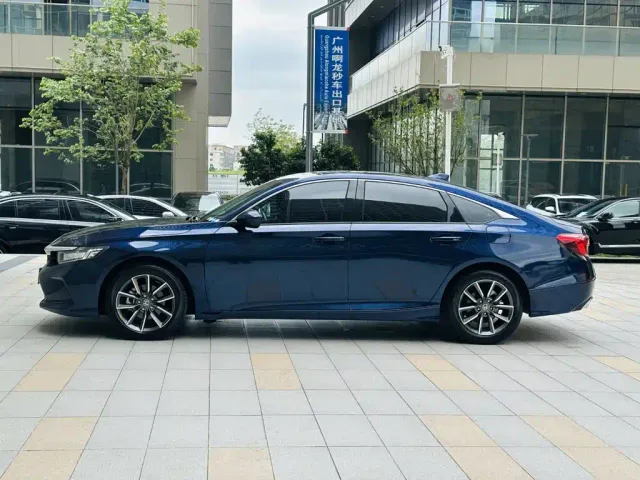 Honda Inspire — Фото автомобиля 4