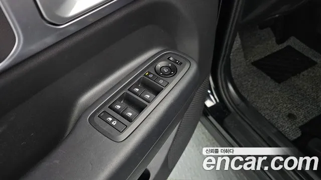 Hyundai Santa Fe MX5 — Фото автомобиля 28