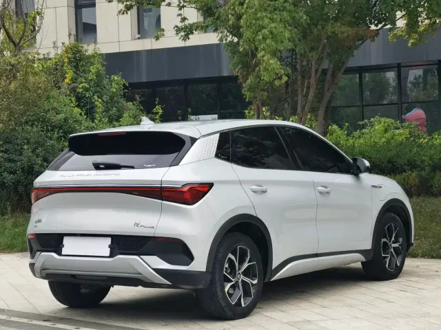 BYD Yuan PLUS — Фото автомобиля 7