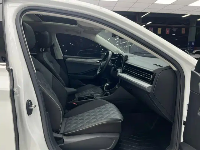 Volkswagen Sagitar — Фото автомобиля 16