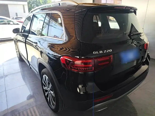 Mercedes-Benz GLB-Class — Фото автомобиля 4