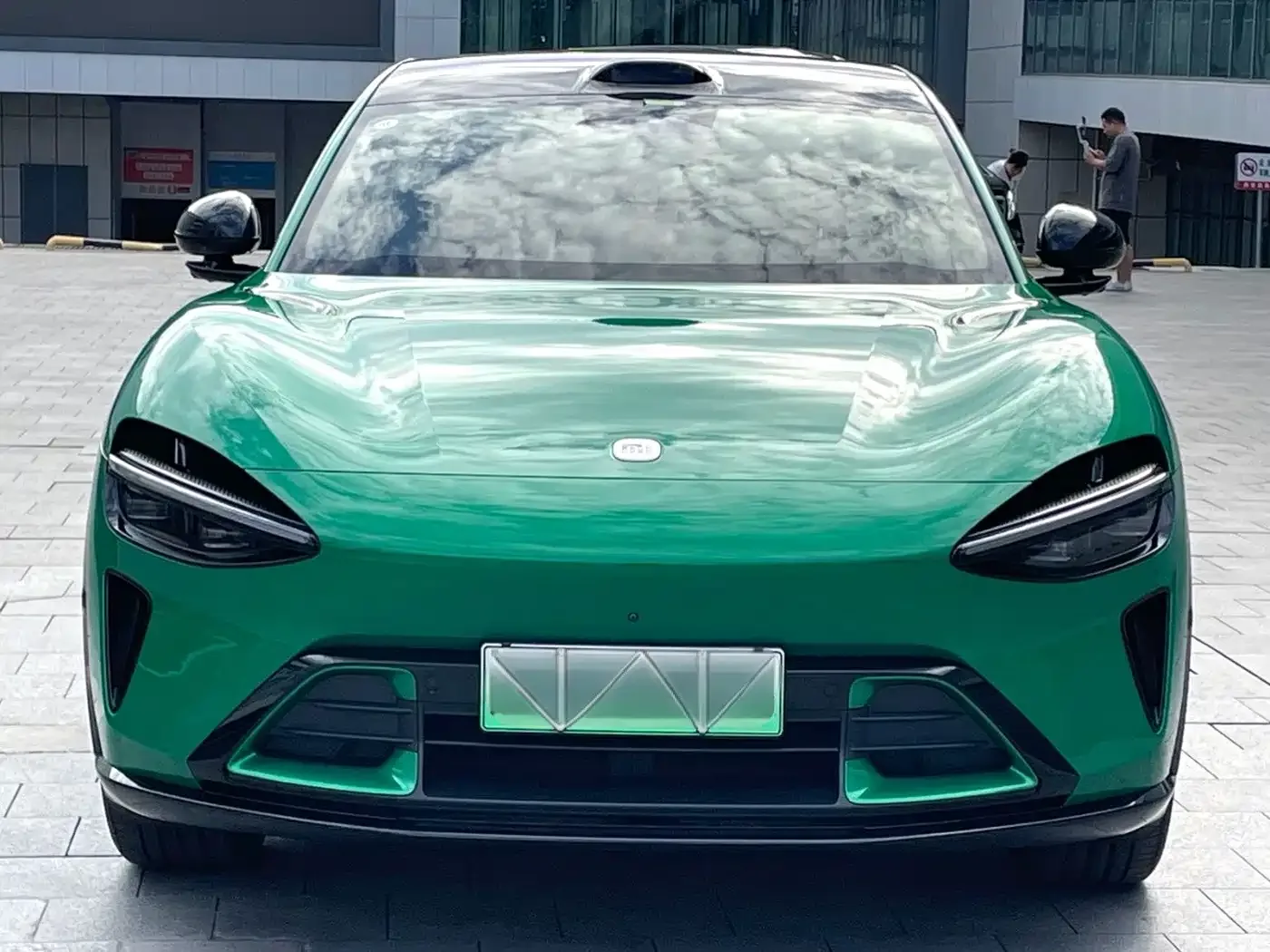 Xiaomi Auto Xiaomi YU7 2025 Extended Range RWD Edition — Фото автомобиля 2