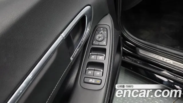 Hyundai Sonata — Фото автомобиля 28