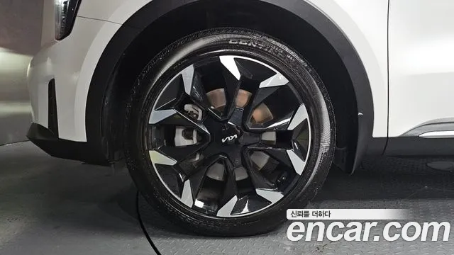 Kia Sorento Новый Sorento 4 поколение Бензин 2.5T 2WD — Фото автомобиля 5