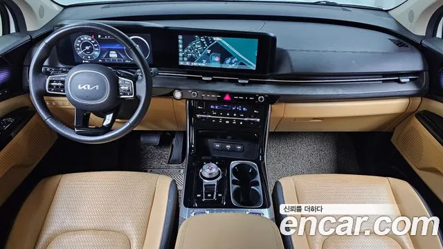 Kia Carnival Generation 4 — Фото автомобиля 7