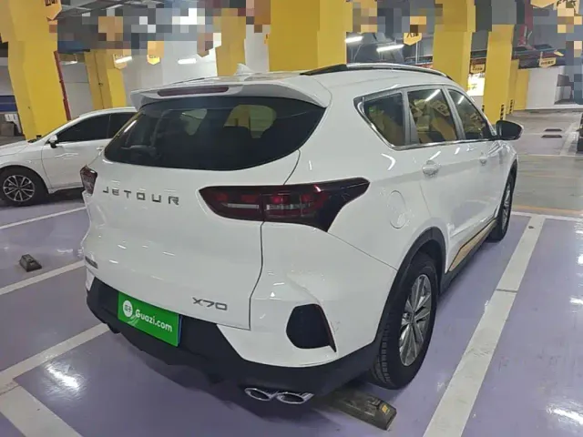 Jetour X70 — Фото автомобиля 6