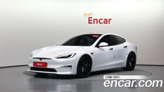 Фотография автомобиля — Tesla Model S